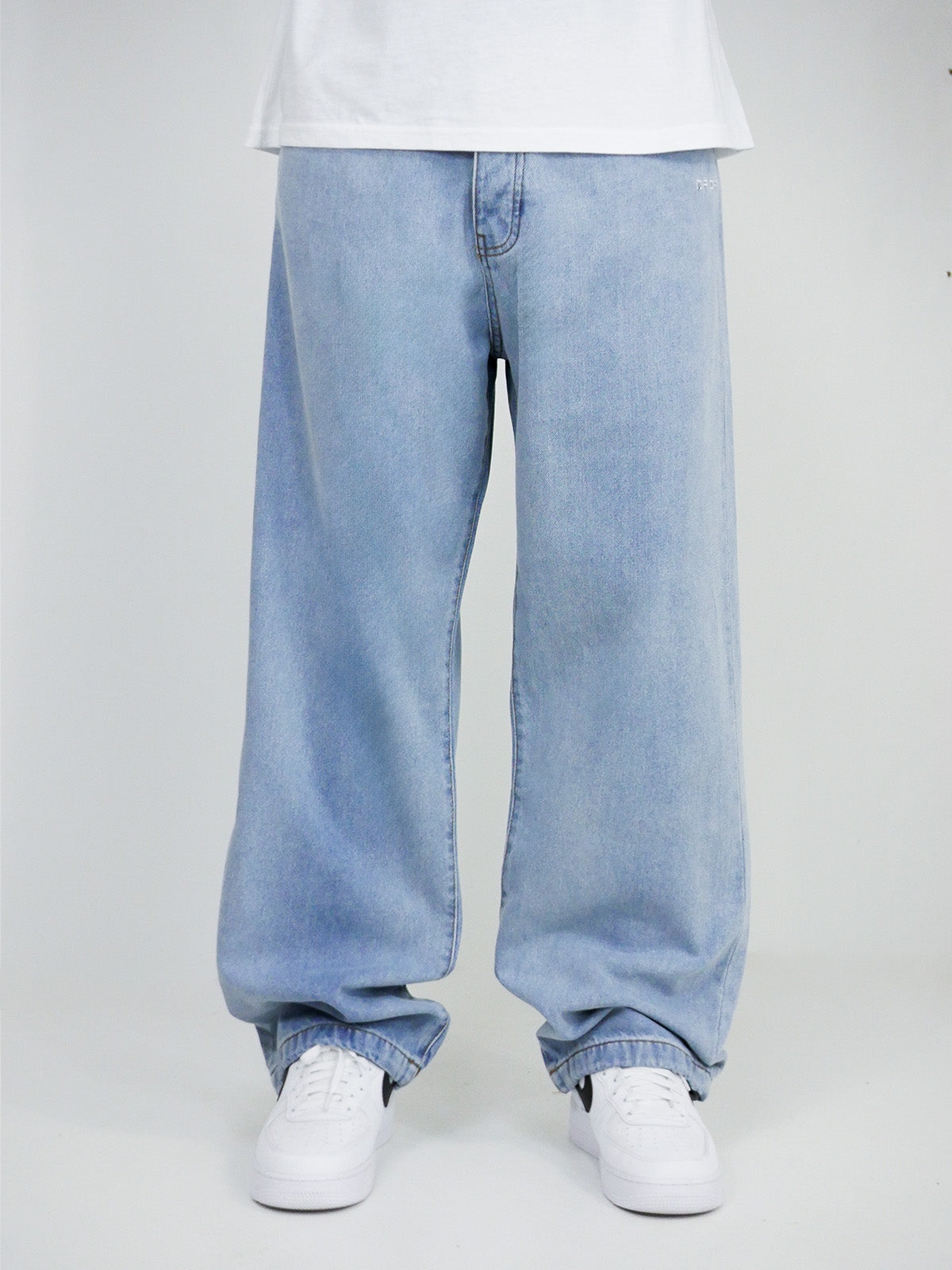 DADA Supreme Freedom Baggy Fit Jeans Light Blue DADA Supreme Freedom Baggy Fit Jeans Light Blue