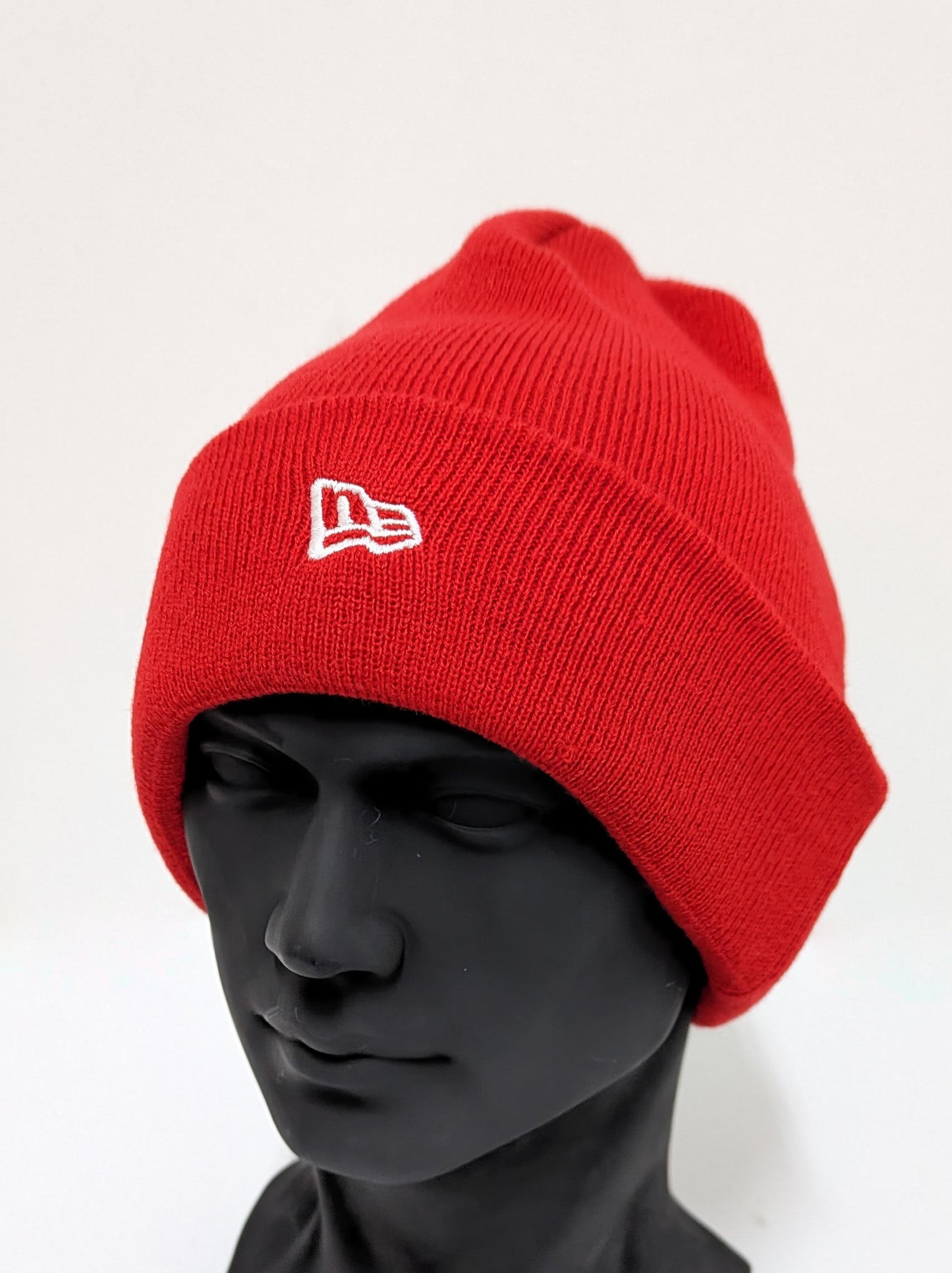 New Era Essential Cuff 801 Beanie Red